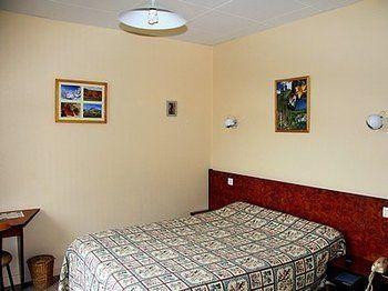 Les Chemins Francis - Modern Hotel Bagnols-les-Bains Ngoại thất bức ảnh